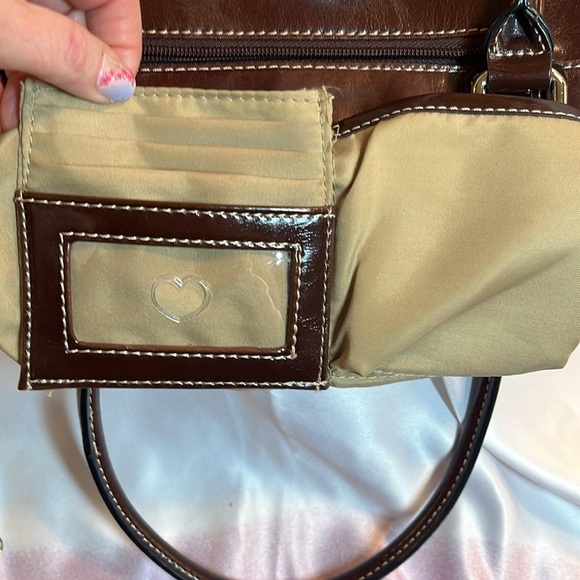 Giani Bernini Chocolate Brown Crossbody - Picture 5 of 8